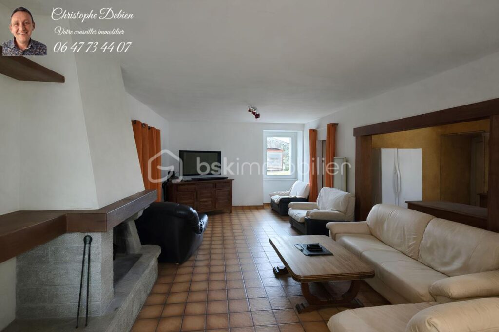 ✨ PAVILLON – 118 M² – 3 CHAMBRES – DÉPENDANCES – GRAND TERRAIN – CHAVAGNES-EN-PAILLERS✨ – 5 pièces – 3 chambres – 118 m²