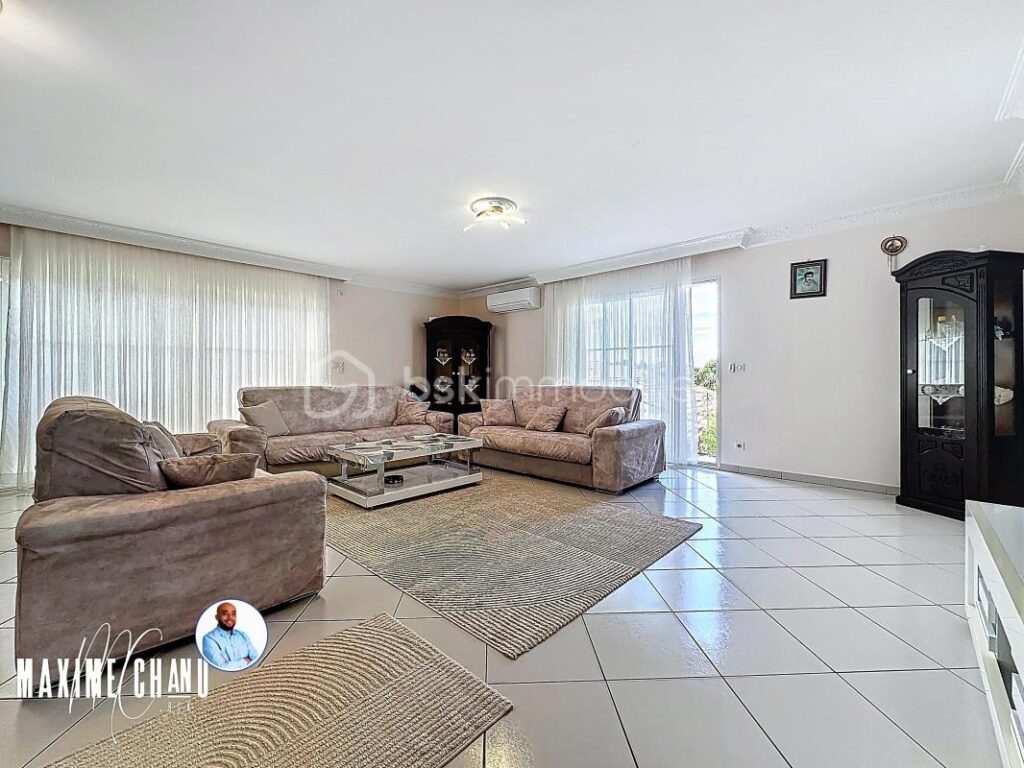 À Vendre : Belle Maison de 155 m² à Gignac, au Calme et Proche du Centre – 5 pièces – 4 chambres – 155 m²