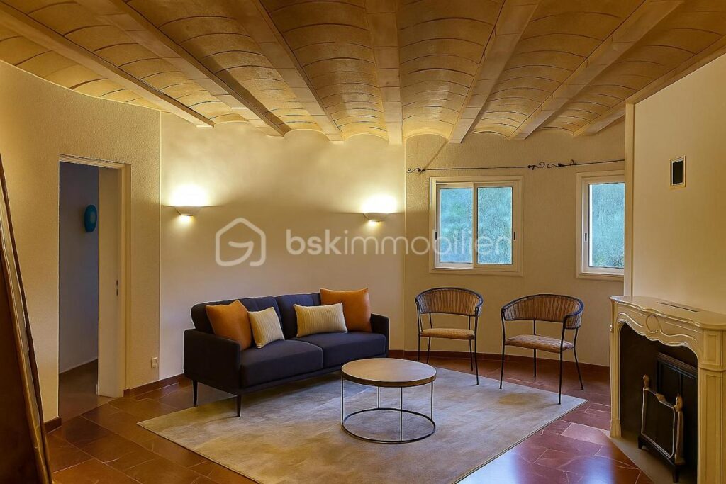 Entre MER ET GARRIGUE – 6 pièces – 4 chambres – 161 m²