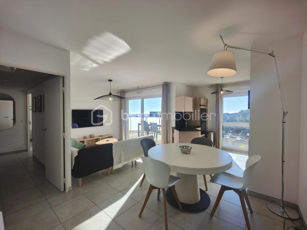 Appartement vue mer avec jardin – Résidence de 2024 – 3 pièces – 2 chambres – 63 m²