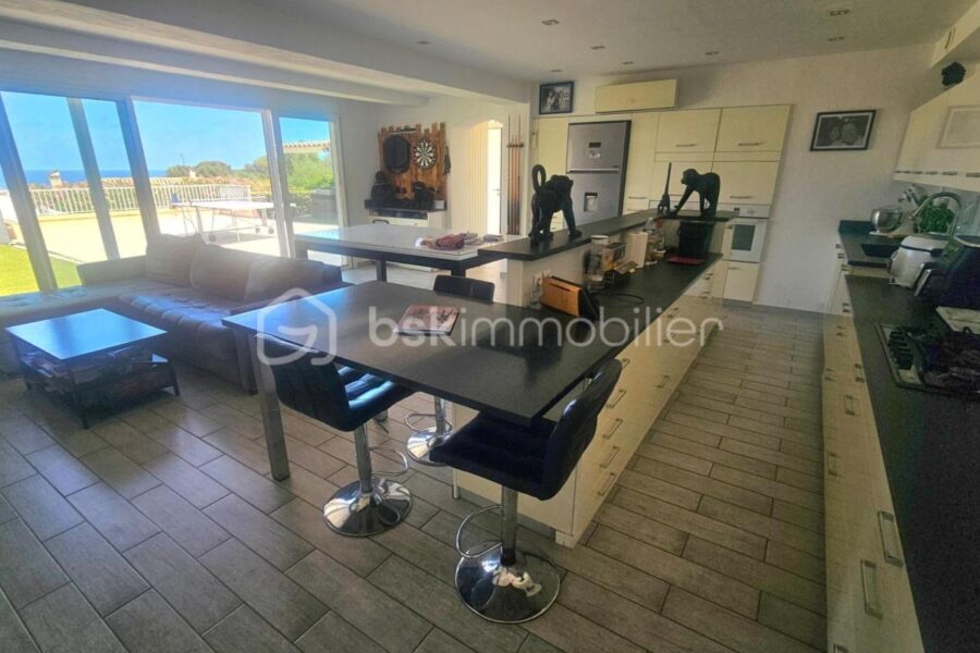 Maison à vendre à Roquebrune sur argens