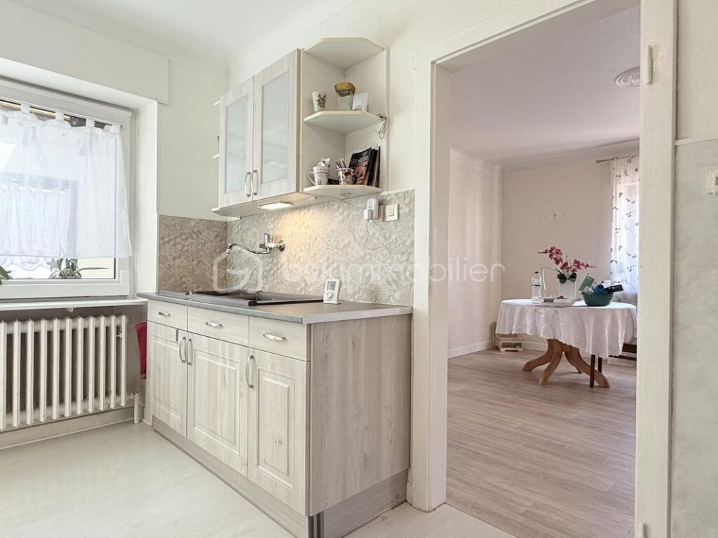 BAISSE DE PRIX !! – 5 pièces – 3 chambres – 136 m²