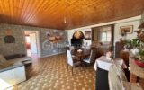 Maison authentique dans un village à caractère – 5 pièces – 3 chambres – 165 m²