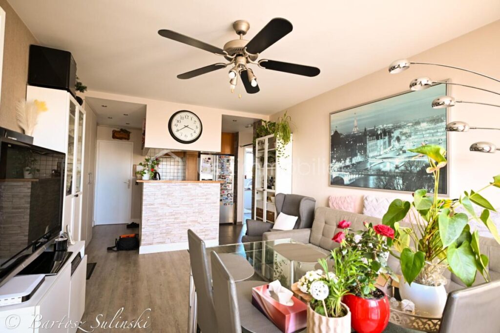 🏡 Superbe appartement T4 (60m2) en état parfait – Vitry-sur-Seine (proche Mairie) – 4 pièces – 3 chambres – 60 m²