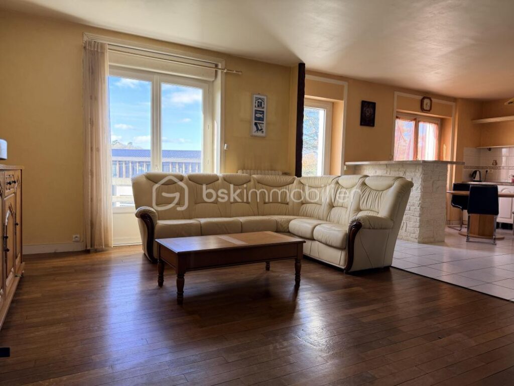 Maison Familiale – 7 pièces – 5 chambres – 155 m²