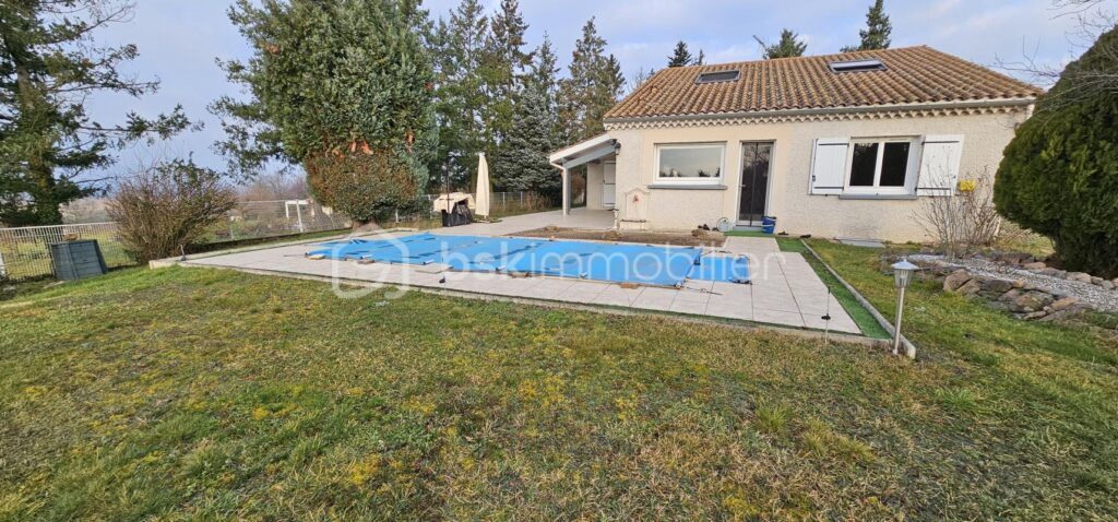 MAISON avec belle vue 165m2 – 4 pièces – 3 chambres – 165 m²