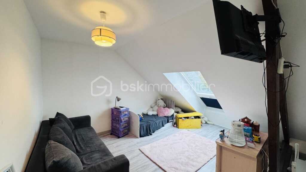 PAVILLON – 5 pièces – 3 chambres – 134 m²