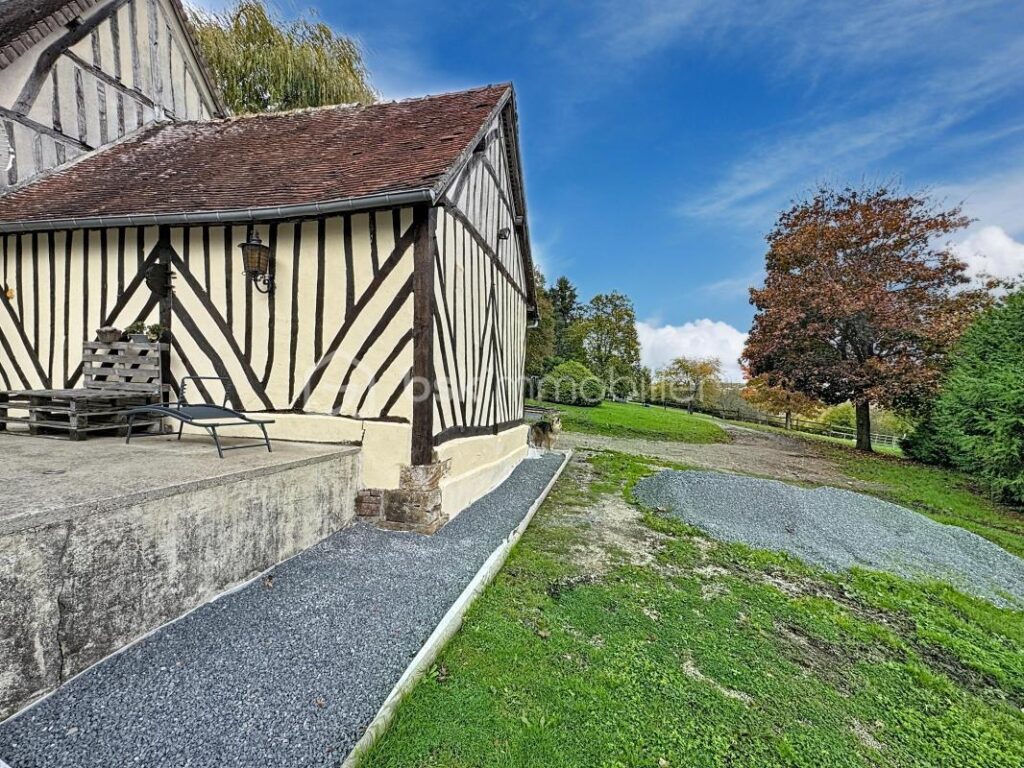 Maison de Campagne avec très jolie vue – 4 pièces – 2 chambres – 104 m²