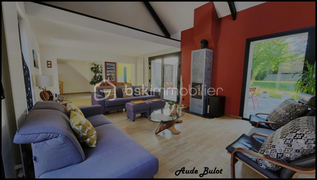 Ferme au carré de 285 m² – Un havre de paix aux portes de Lille – 7 pièces – 4 chambres – 285 m²