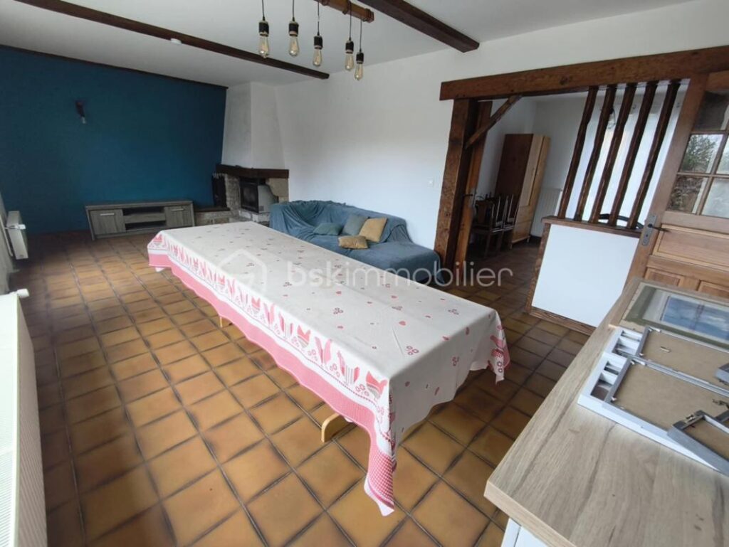 Charmant pavillon familial aux beaux volumes – 7 pièces – 4 chambres – 145 m²