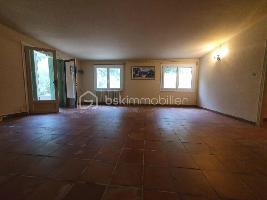 Maison d’architecte à Eymet proche des commodités – 5 pièces – 4 chambres – 168 m²