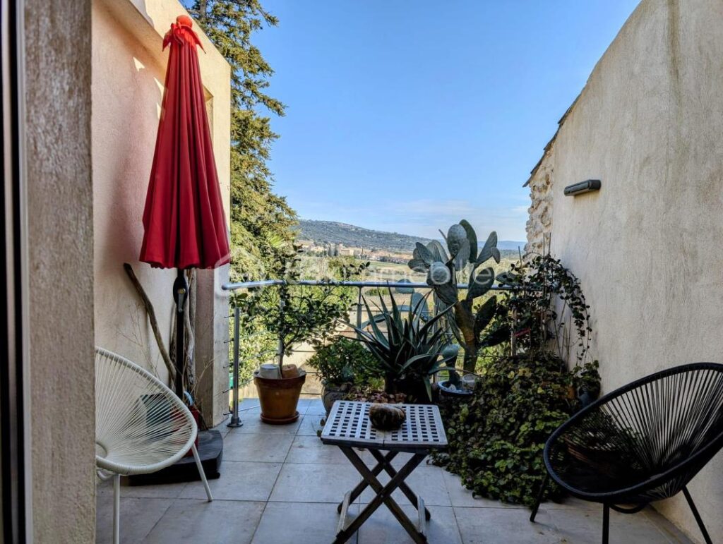 Maison de charme – 175 m² – Belle terrasse avec vue exceptionnelle – Grand garage – 5 pièces – 4 chambres – 175 m²