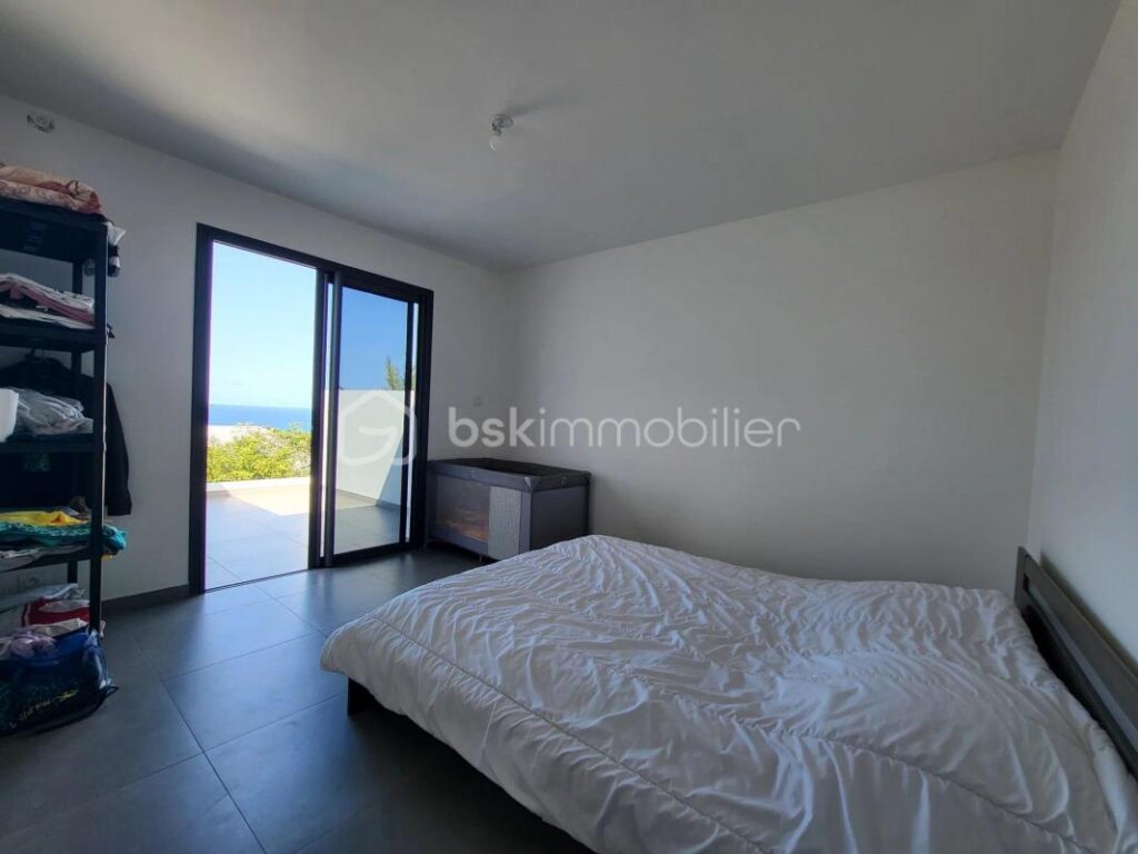 Superbe Villa Contemporaine F4 Neuve avec Vue Exceptionnelle – 4 pièces – 3 chambres – 100 m²