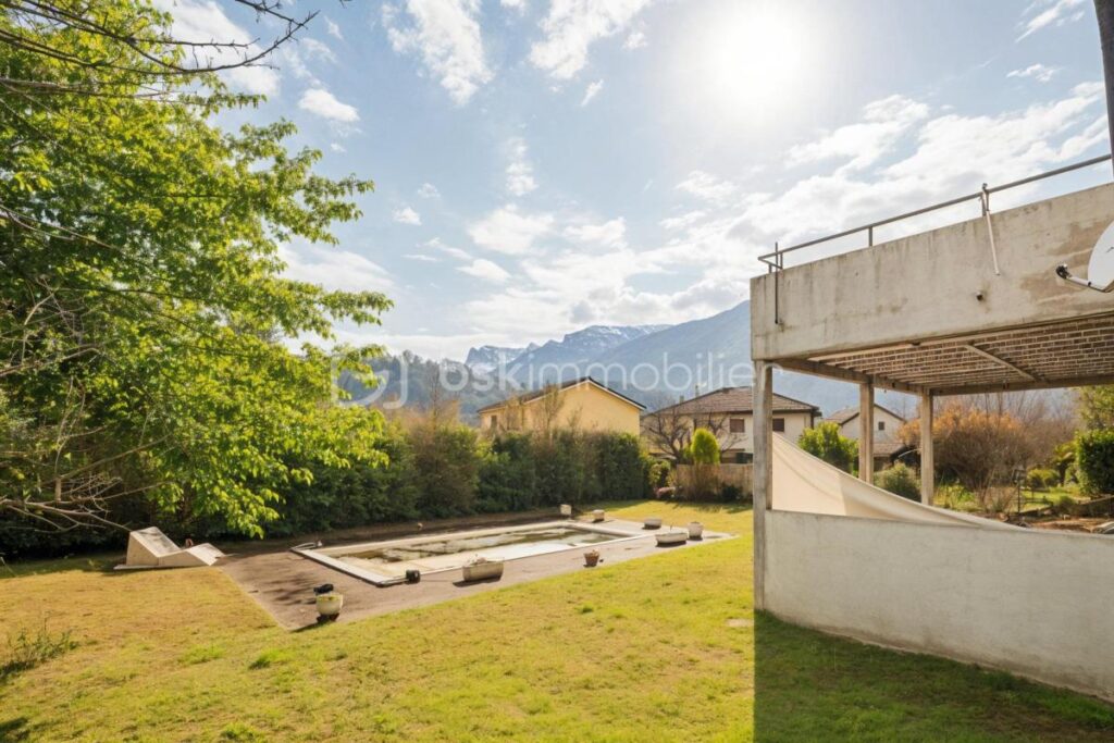 Maison à fort potentiel – Vif (38450) – 4 pièces – 3 chambres – 123 m²