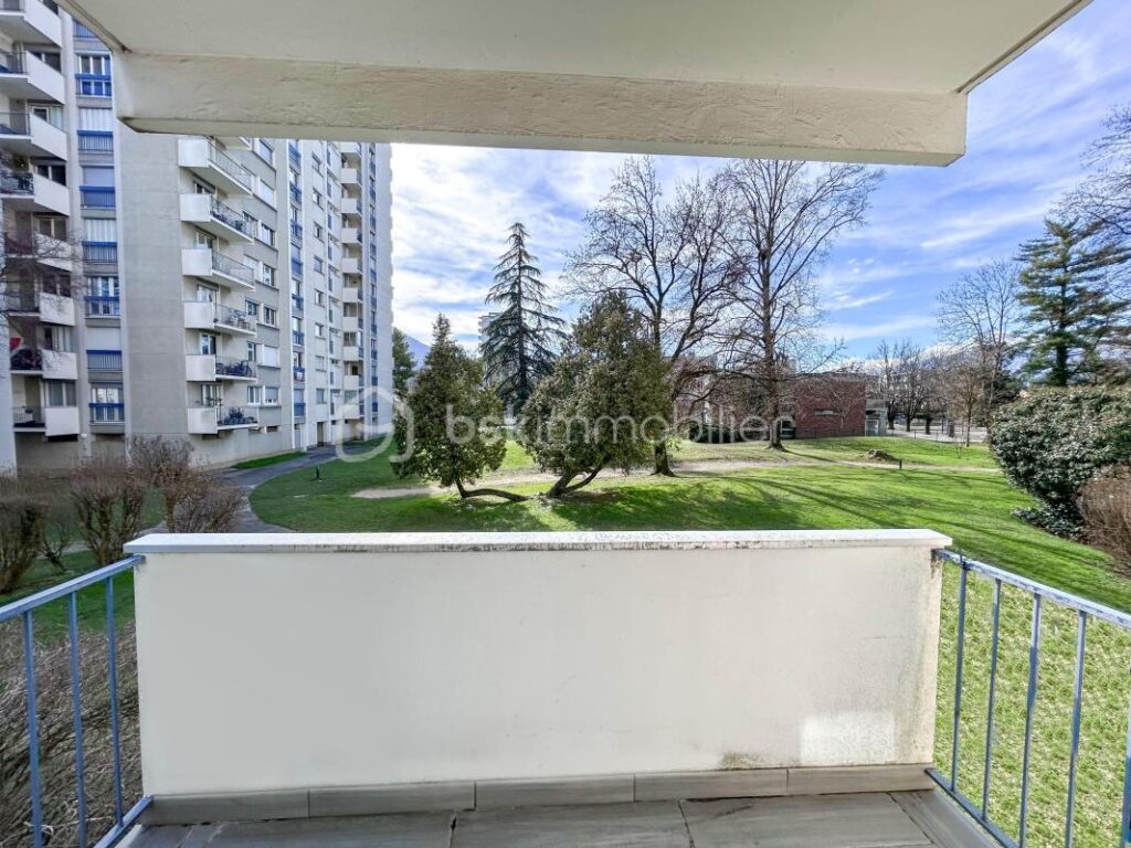 Appartement T4 / 78m2 Saint-martin-d’heres – DOMAINE UNIVERSITAIRE – 4 pièces – 3 chambres – 78 m²