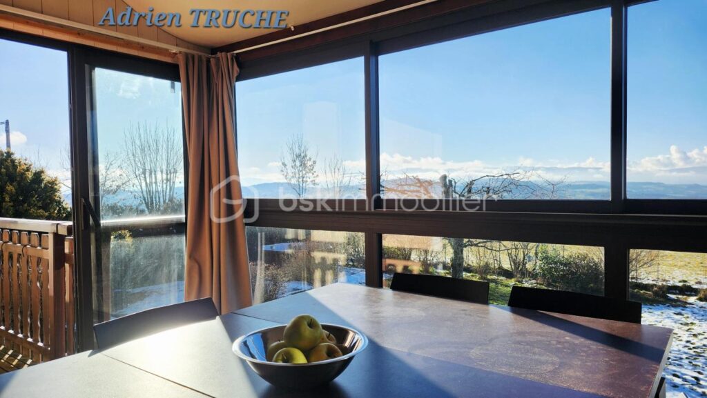 Maison + terrain constructible spécial investisseur – hauteurs de Choisy – vue dégagée – – 5 pièces – 4 chambres – 114 m²