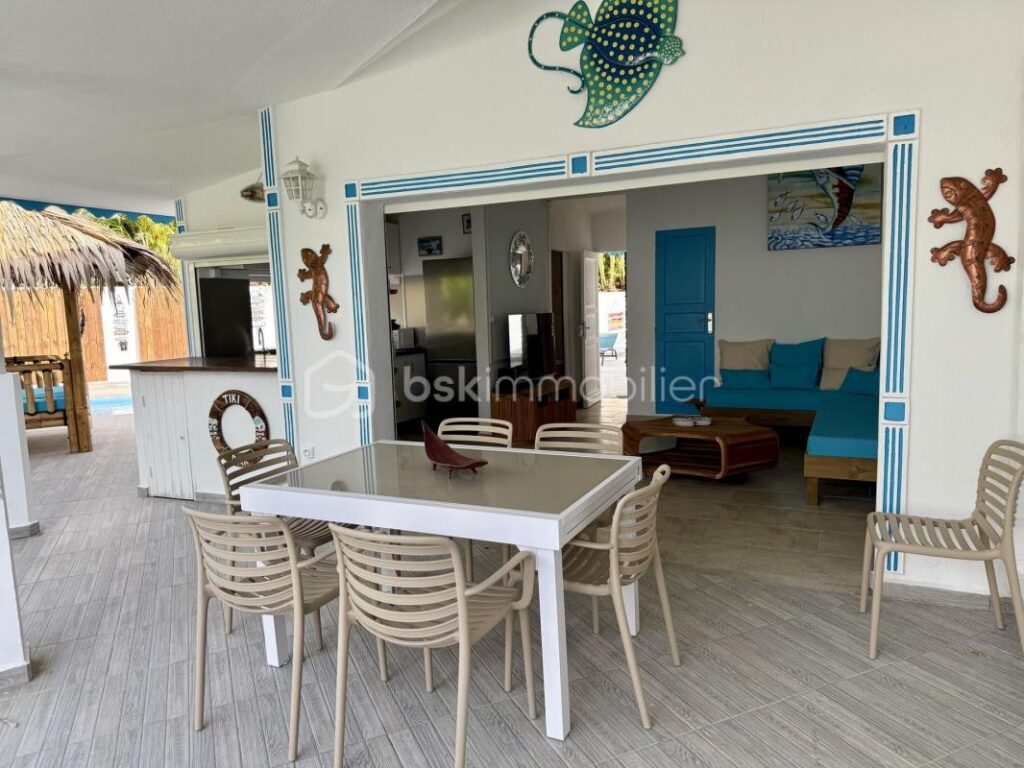Villa T3 piscine plage à pied – 3 pièces – 2 chambres – 55 m²