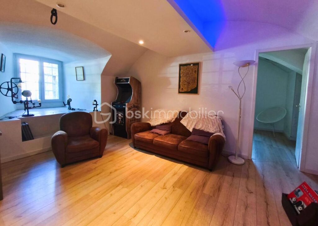 OPPORTUNITÉ IMMÉDIATE – BAISSE DE PRIX pour ce T2 rénové au Château d’Allières, proche Claix – 2 pièces – 1 chambre – 61 m²