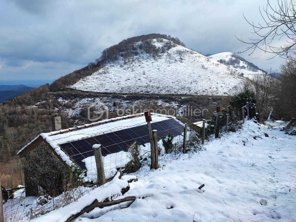 🦌 Sacoué 65370 – Las Aréousos : La bergerie qui murmure au vent 🦌 – 2 pièces – 1 chambre – 40 m²