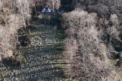 🪺 Grange Foraine Suspendue – 60 m² – Pied-à-Terre Haut de Gamme 900m d&rsquo;altitude dans les Pyrénées 🪺 – 3 pièces – 2 chambres – 60 m²