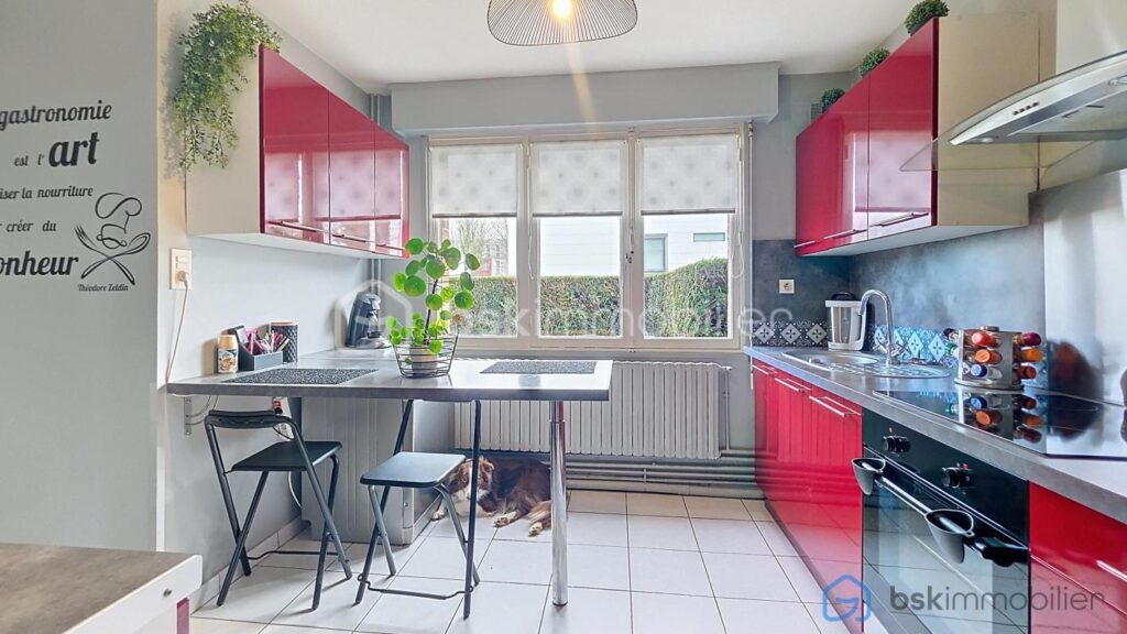 Maison semi individuelle 4 chambres jardin garage – 7 pièces – 4 chambres – 105 m²