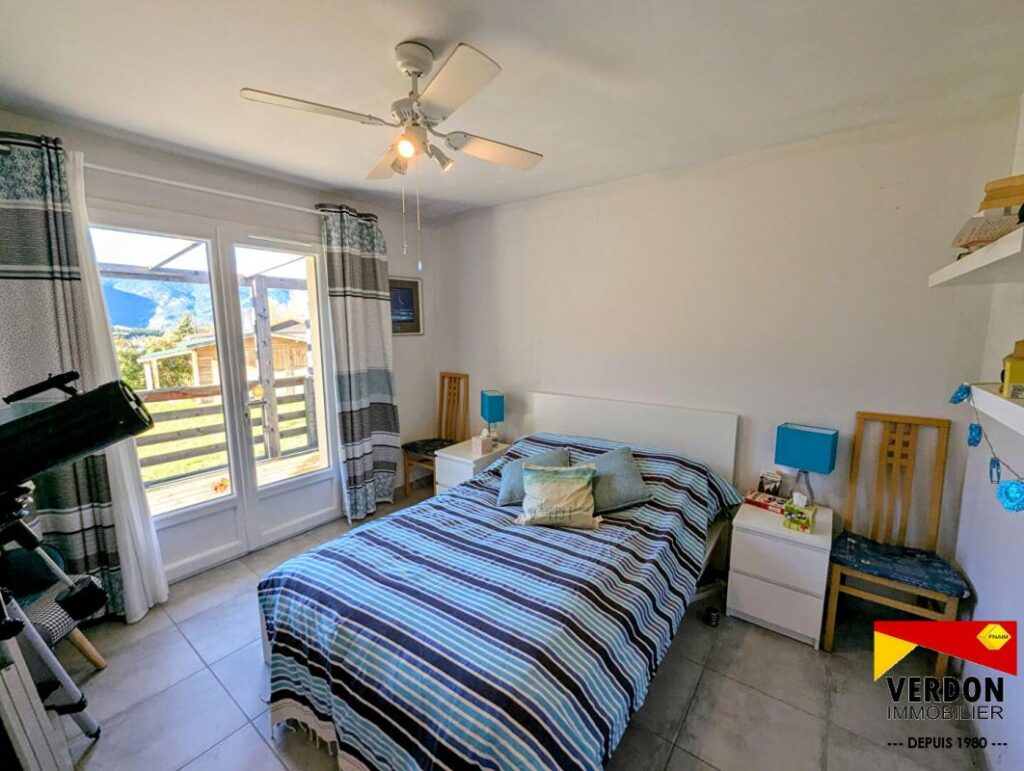 Maison de plain pied 100m² hab – 7 pièces – 3 chambres – 100 m²