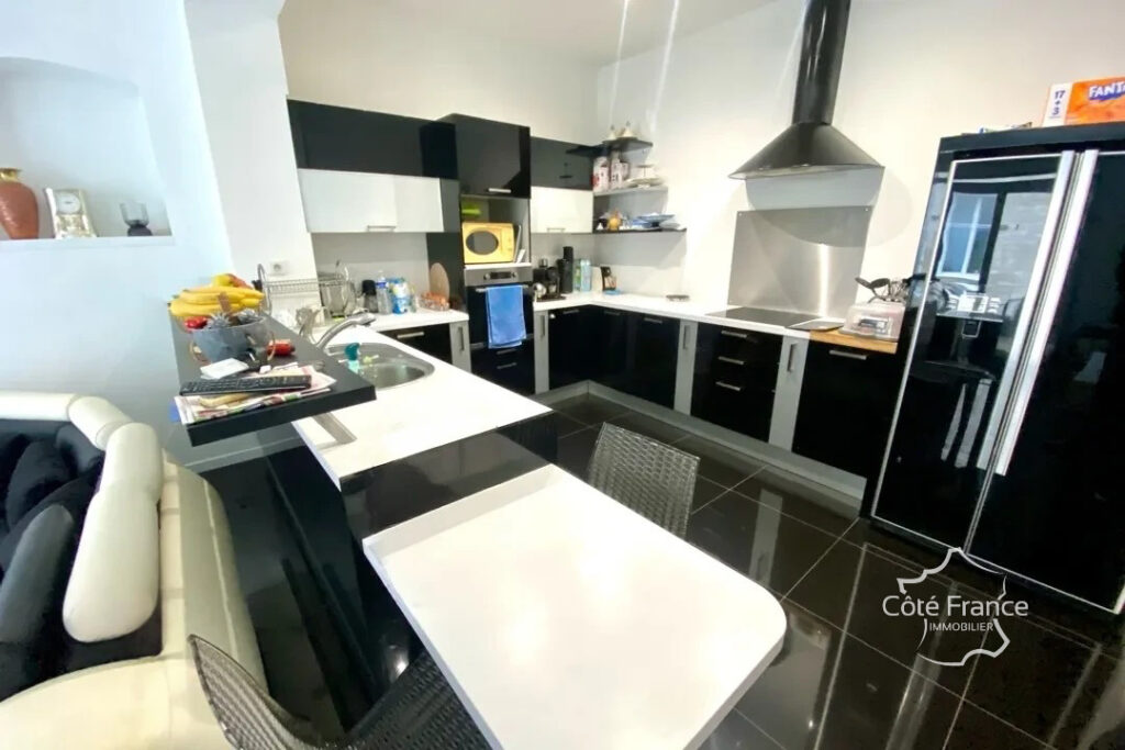 Sublime Appartement T3 – 67 m2 – vue sur Canal – Standing él – 3 pièces – 2 chambres – 67 m²