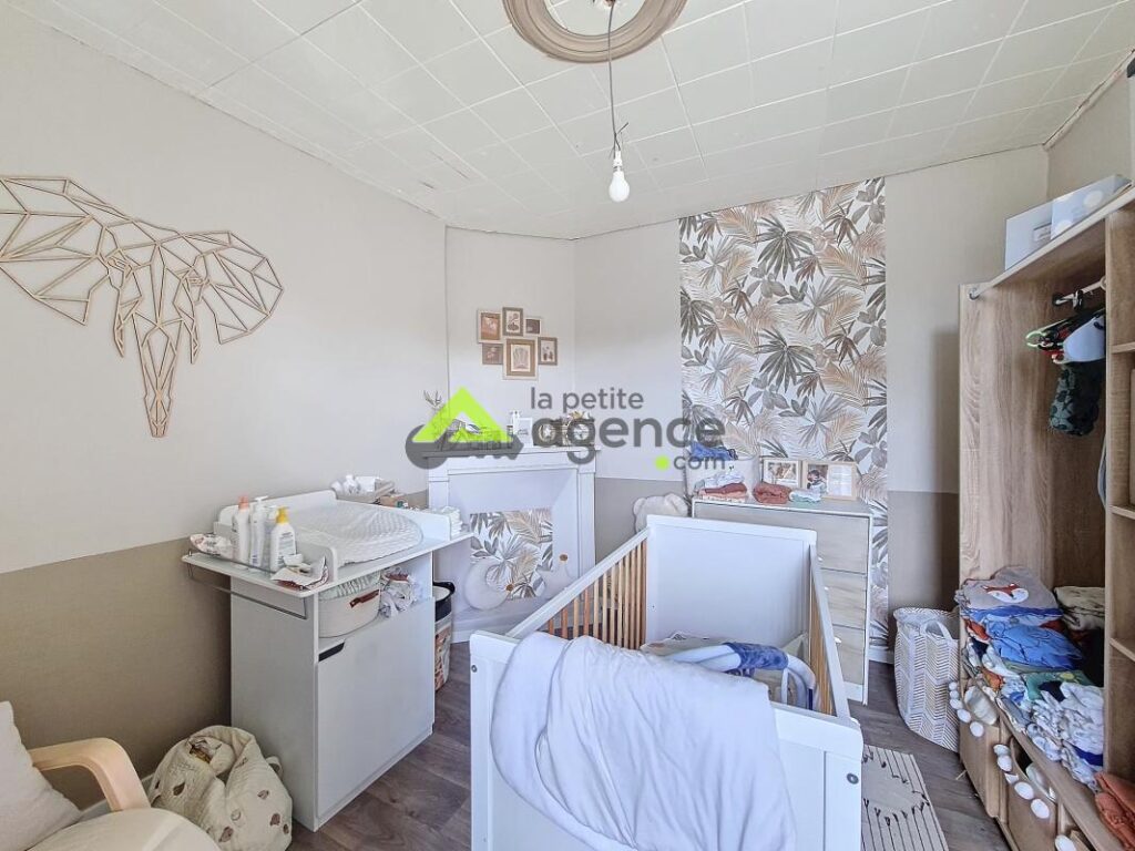 Maison 4 pièces 90m2 – 4 pièces – 3 chambres – 90 m²