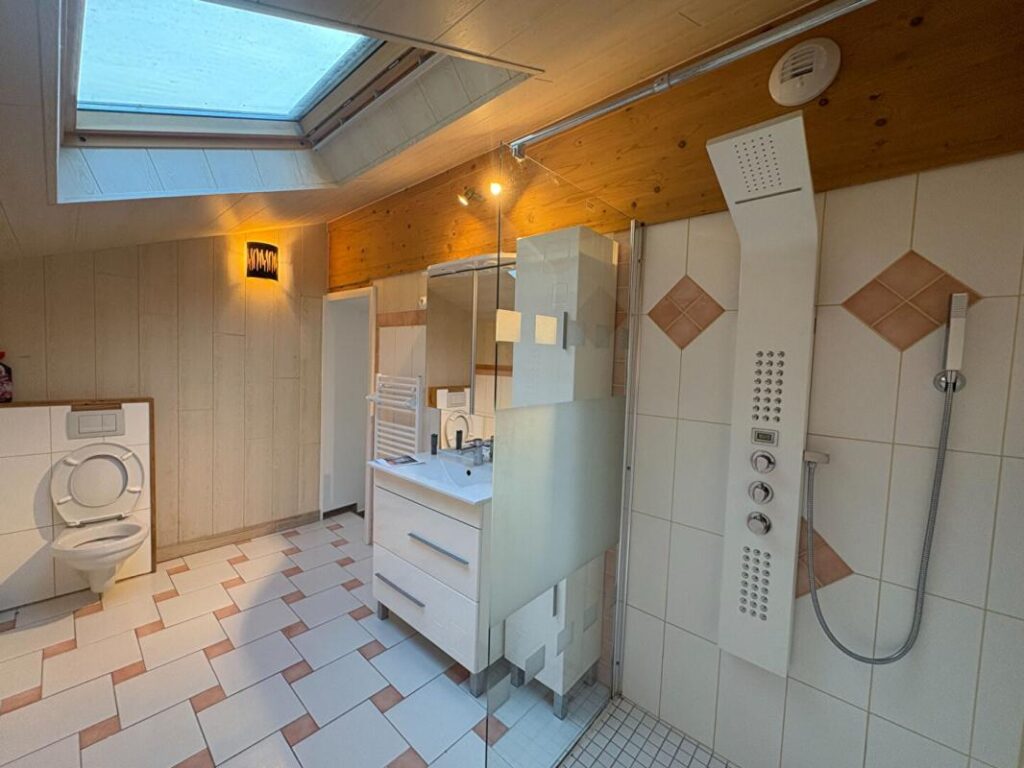 Maison 6 pièce(s) 124 m2 habitable – 6 pièces – 4 chambres – 124 m²