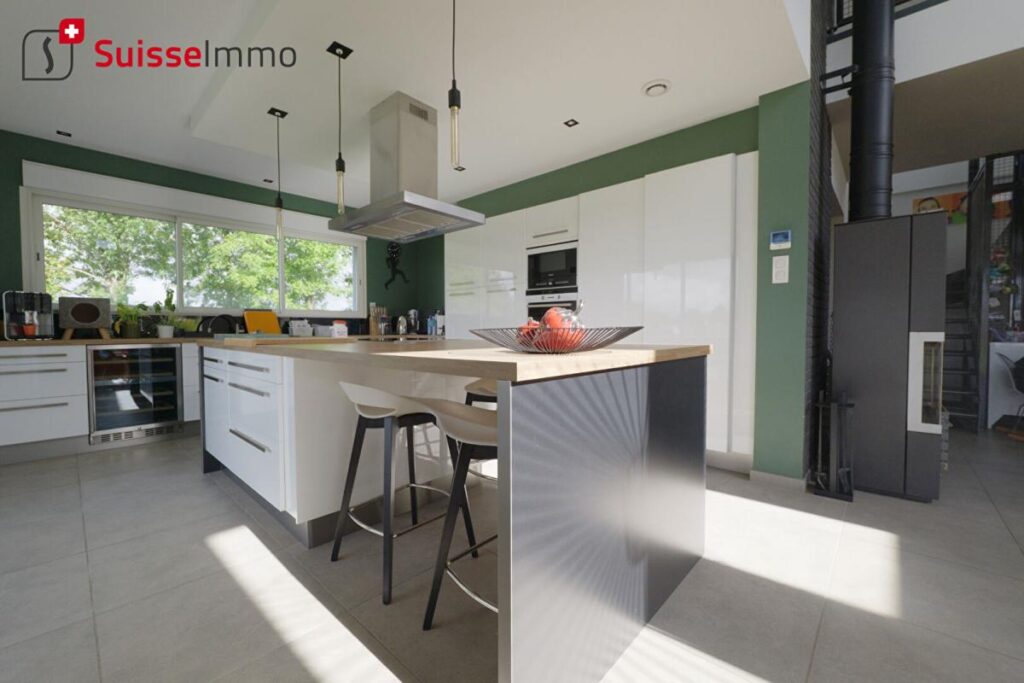 Maison récente lumineuse 162 m² sur parc paysager de 2 000 m², proximité de la Suisse – 6 pièces – 2 chambres – 162 m²