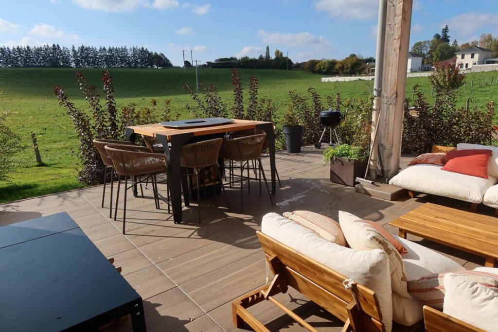 Maison d’architecte Besancon 185 m2 – 7 pièces – 4 chambres – 185 m²