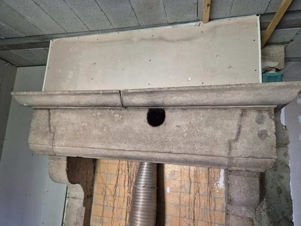 Maison de village secteur Champlitte 5 pièce(s) 150 m2 + maisonnette 80 m2 – 5 pièces – 4 chambres – 230 m²