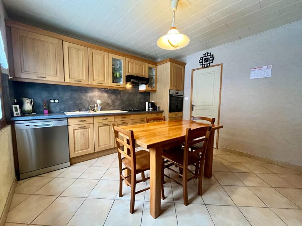 Maison Rosureux 4 pièce(s) – 5 pièces – 3 chambres – 93 m²