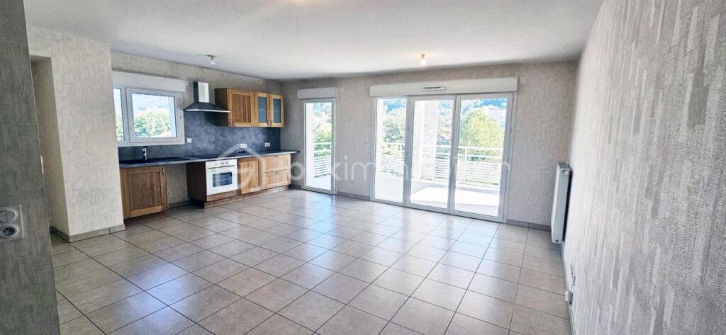 appartement t4 + terrasse 20m2 + garage – 4 pièces – 3 chambres – 76 m²