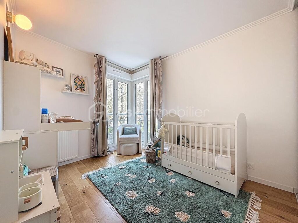 APPARTEMENT 3 PIÈCES RÉNOVÉ 65m2 AVEC PARKING PRIVATIF – 3 pièces – 2 chambres – 65 m²