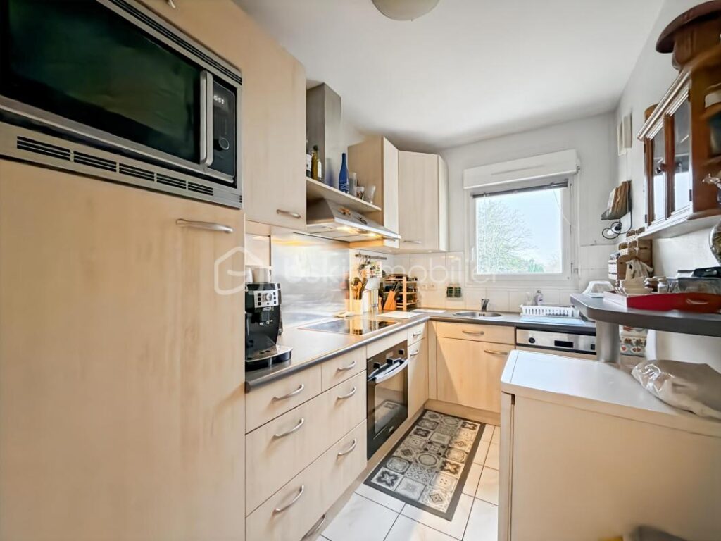 Appartement F4 – 75 m2 – 4 chambres – terrasse VUE SEINE – 4 pièces – 2 chambres – 75 m²