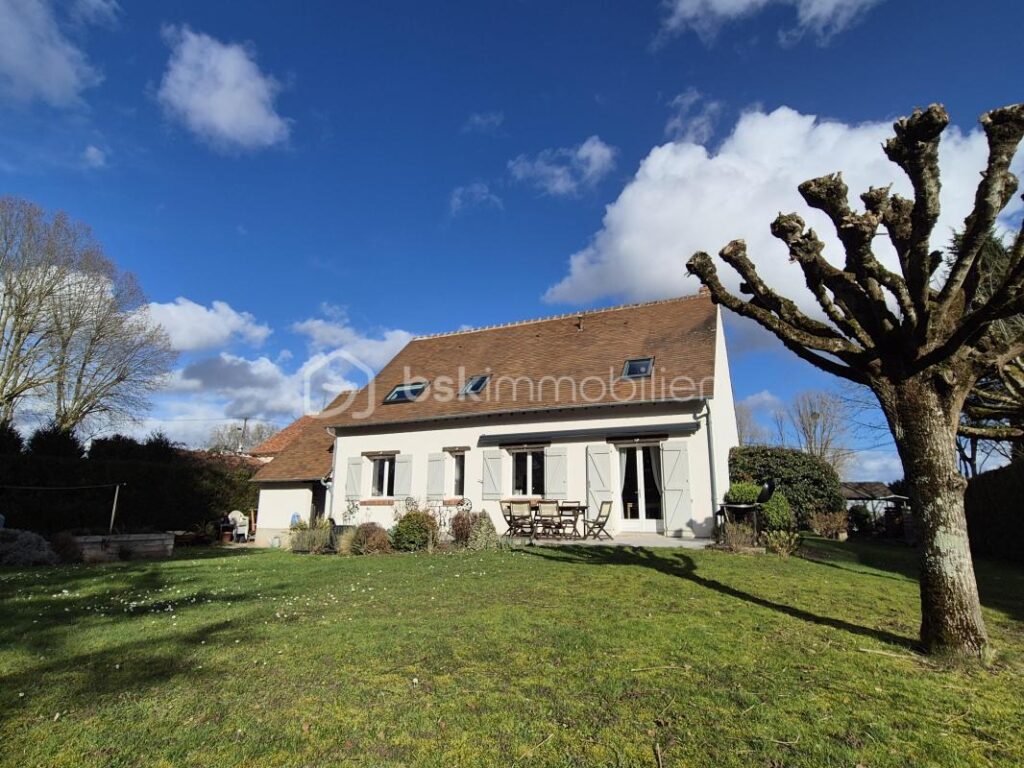 Maison familiale ‘Clé en Main’ – 6 pièces – 4 chambres – 136 m²