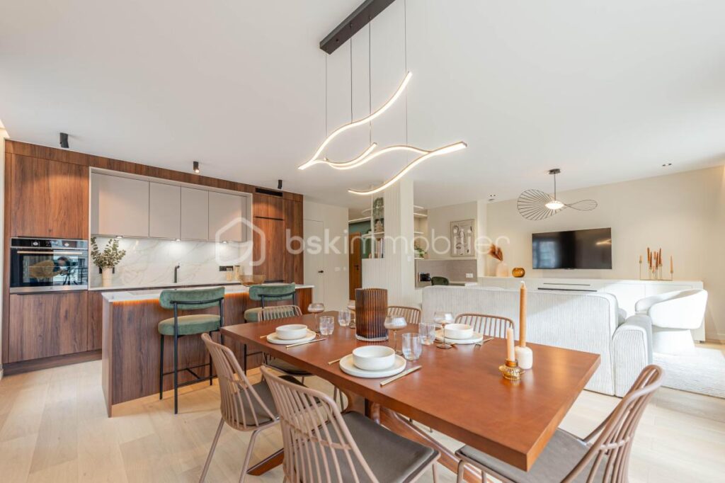 APPARTEMENT STANDING 100 M2 ANNECY PROCHE LAC – 3 pièces – 2 chambres – 100 m²