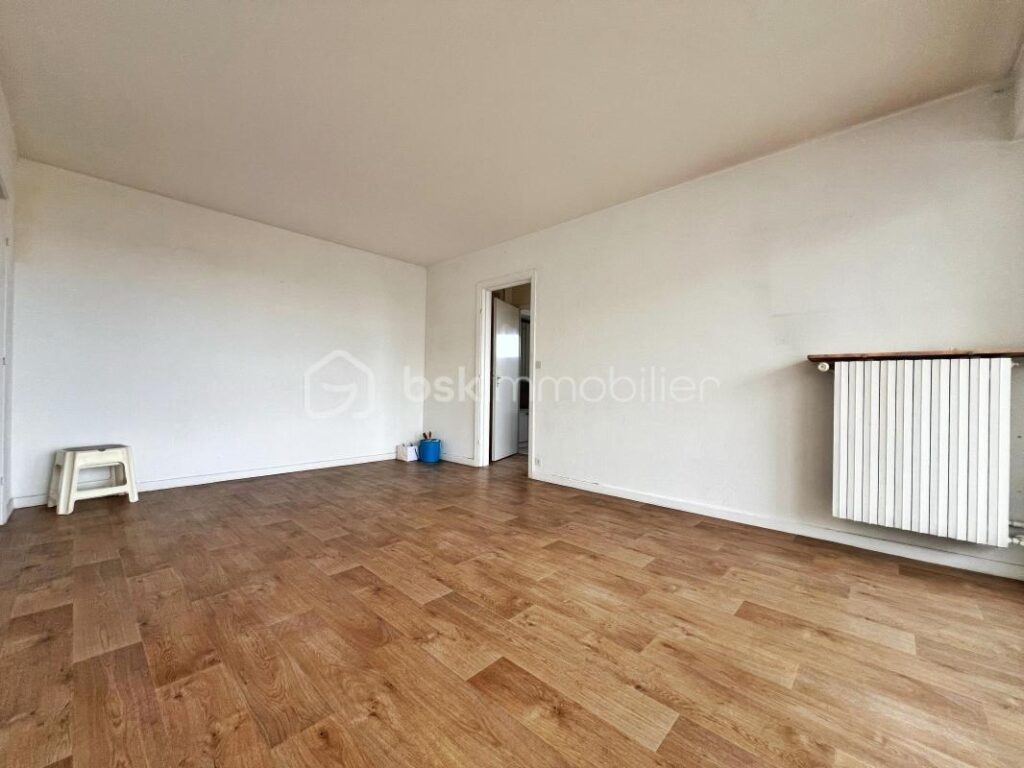 NOUVEAU ! Vue dégagée pour ce 2 pièces – 2 pièces – 1 chambre – 49 m²