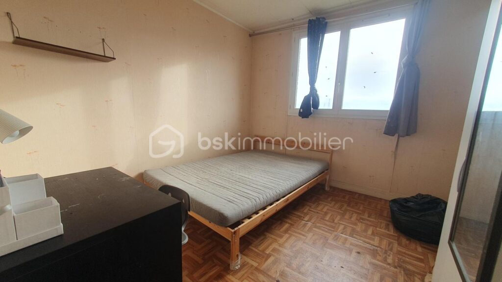 Appartement F3 de 66m² / 3 chambres/ ascenseur – 4 pièces – 3 chambres – 66 m²