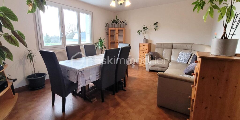 Maison en basse ville de Châteaudun entre ville et nature – 4 pièces – 3 chambres – 81 m²