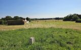 A vendre chez BSK immobilier , terrain constructible et viabilisé opportunité à saisir !!! – NR pièces – NR chambres – 1801 m²