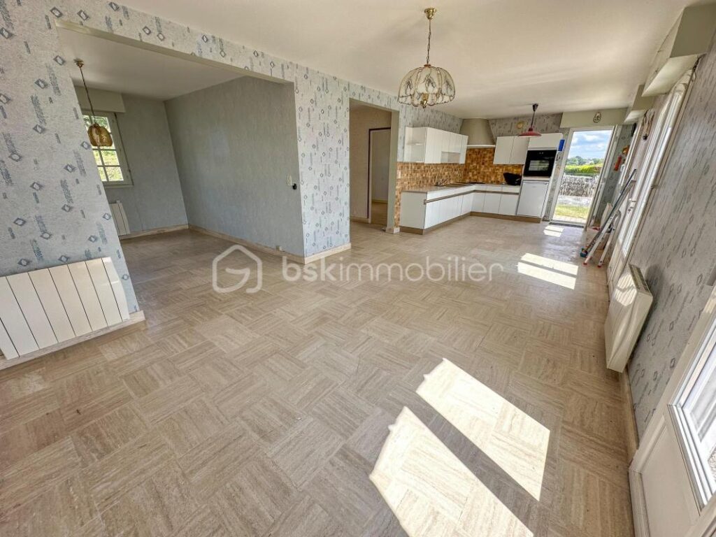 LOCOAL-MENDON Superbe vue sur la RIA d’ETEL – Tres Rare – 5 pièces – 4 chambres – 102 m²