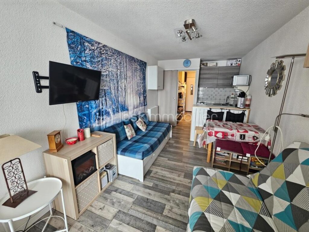 Studio avec coin montagne – Vue montagnes – Résidence sécurisée “Les Étoiles” – 1 pièce – NR chambres – 21 m²