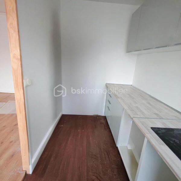 Appartement à vendre à Paris 20e arrondissement — Vue sur la ville — photo 5