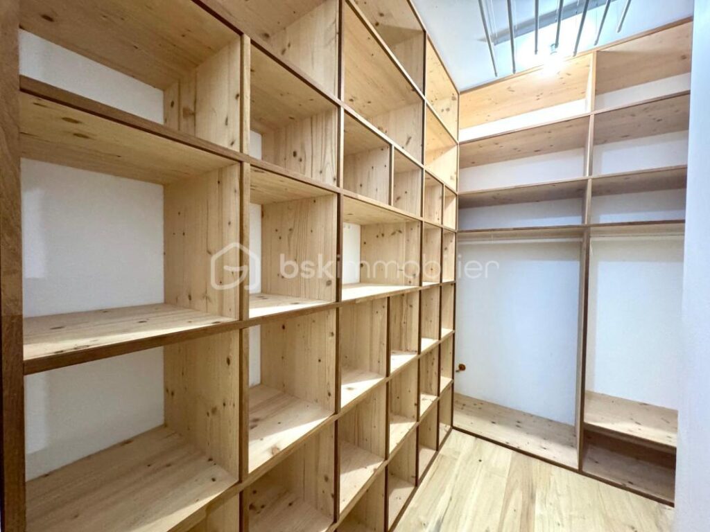 Charmante maison de village de 80 m2 2 chambres, terrasse et dressing – 3 pièces – 2 chambres – 80 m²