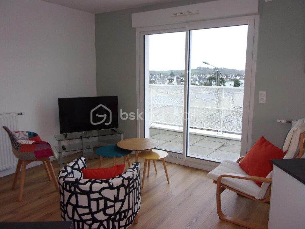 GUIPAVAS – APPARTEMENT de 2020 – 42 M2 – CENTRE BOURG – DERNIER ÉTAGE – TERRASSE – VUE DÉGAGÉE – UNE CHAMBRE – PLACE DE PARKING – CAVE – 2 pièces – 1 chambre – 42 m²