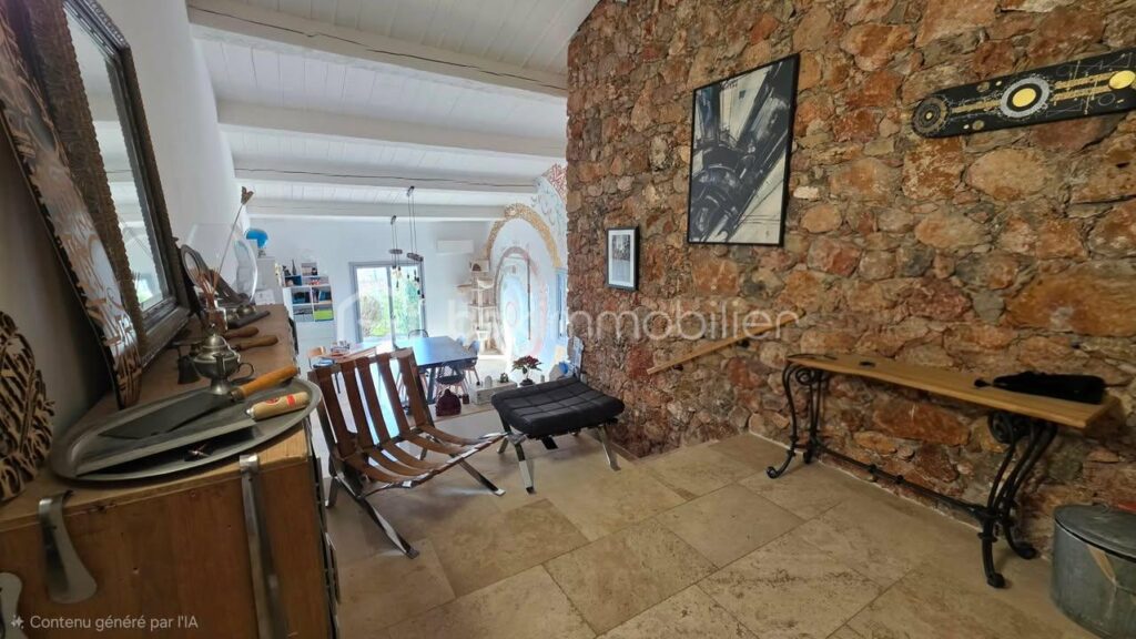 A Draguignan (Var) – Propriété d’exception en pierre – Panorama unique sur Draguignan et le massif des Maures – 180 M² – GARAGE – CARE PORT – CAVE – PISCINE – 6 pièces – 4 chambres – 180 m²