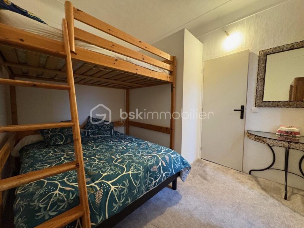 Charmant appartement en vente dans un immeuble de caractère près de toutes commodités – 3 pièces – 2 chambres – 45 m²