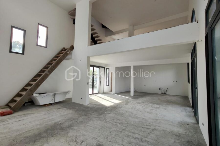 Maison à vendre à Saint paul — Vue sur la ville — photo 7
